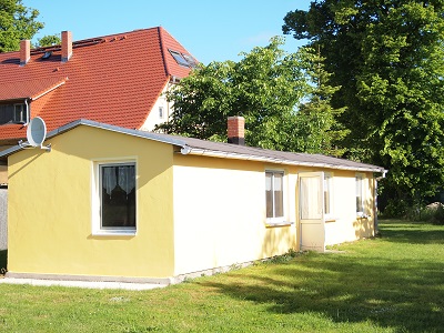 Bungalow im Garten